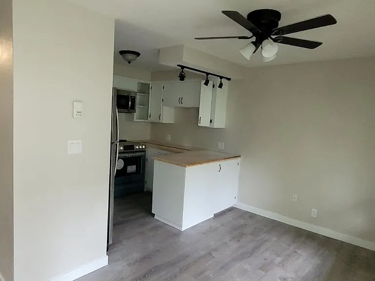 1350 Lawrence St — Photo 2