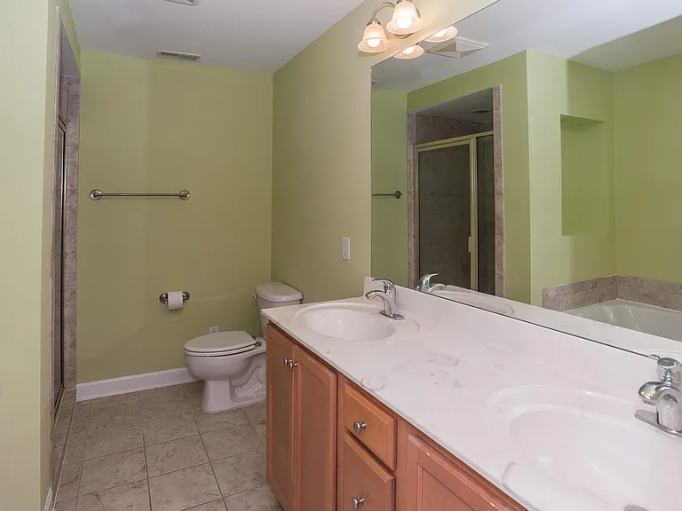 Large master bedroom bathroom