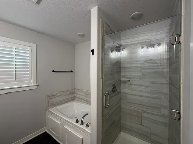 3670 Avon Ave — Photo 8
