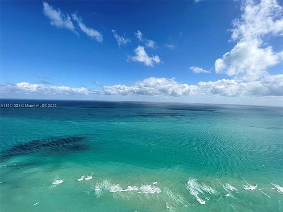 4th image of 15701 Collins Ave #4003