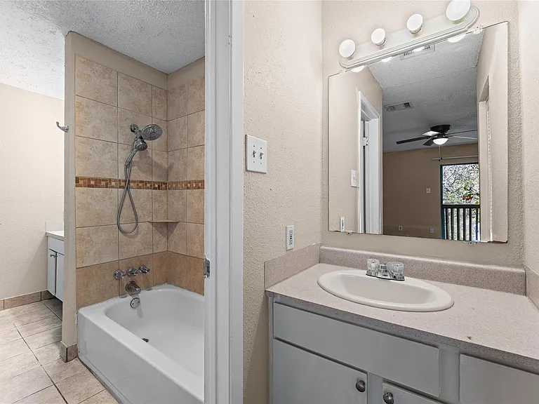 9327 Pagewood Ln — Photo 17