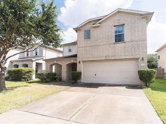 2nd image of 13015 Hill Canyon Ln