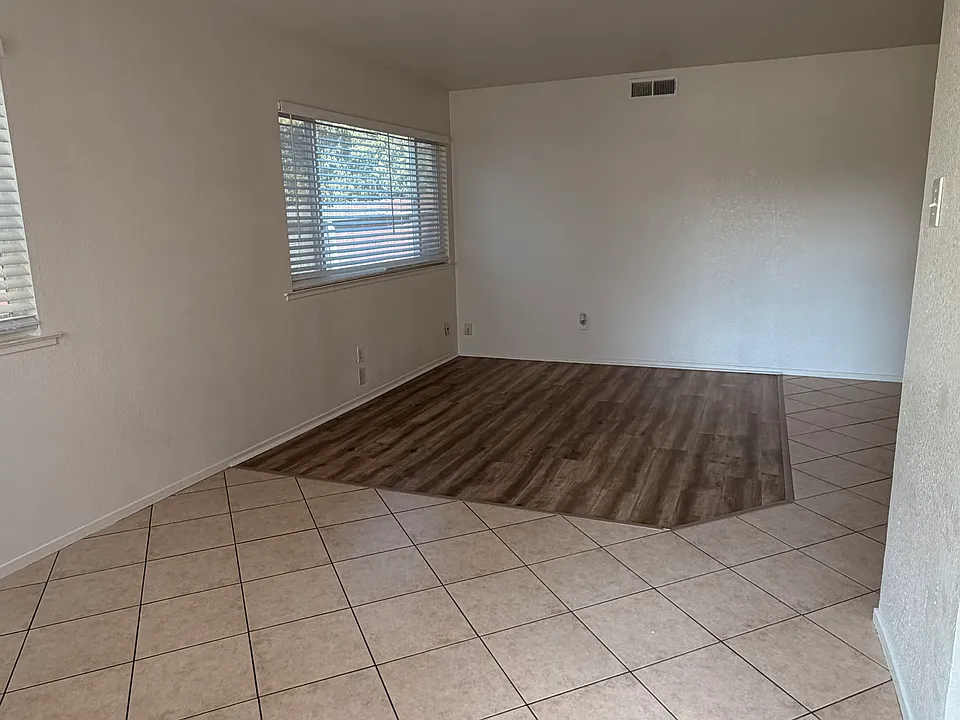 2409 Carta Ct #2