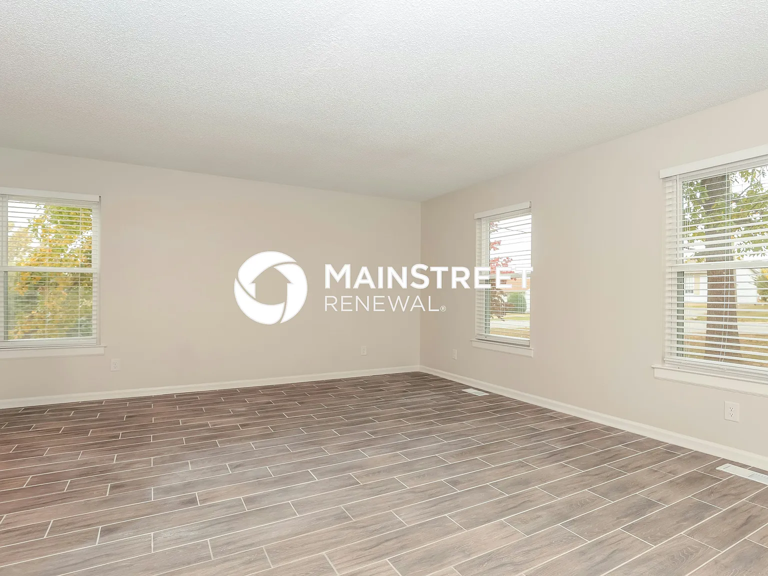 315 Sunrise Cir — Photo 3