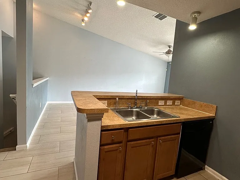 9411 Osprey Branch Trl #9 — Photo 14