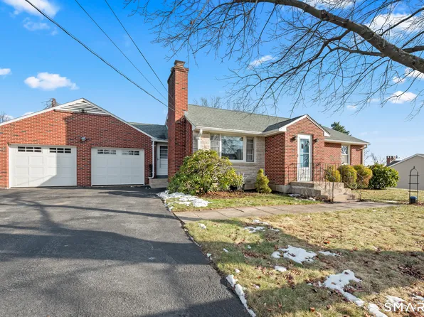 43 Robin Road, Farmington, CT 06032