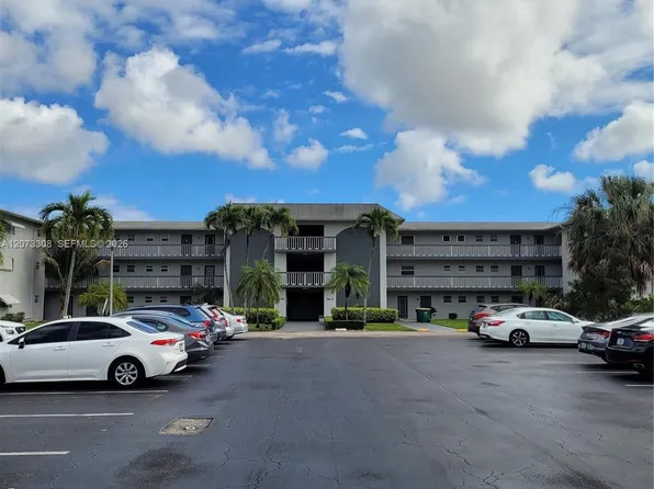1001 Hillcrest Ct APT 215, Hollywood, FL 33021