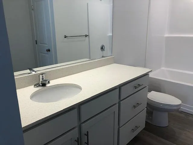 544 N 100 E — Photo 10