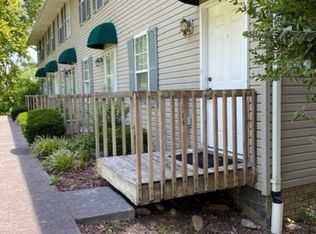 40 Lake Village Ct, Johnson City, TN 37601