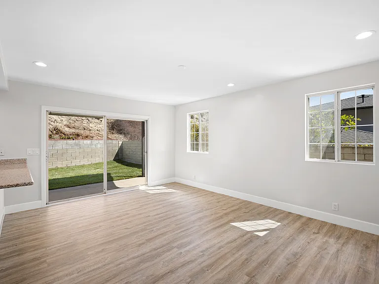 1323 Branta Dr — Photo 14