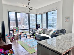 82 Fenwood Rd #1002, Boston, MA 02115