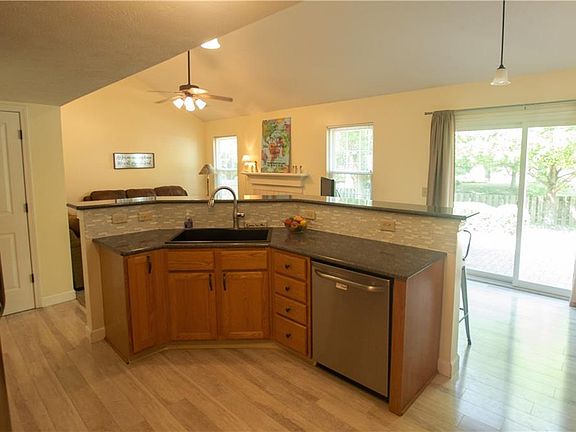 5th image of 6320 Twin Creeks Dr
