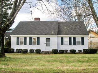 79 Depot Rd, Hatfield, MA 01038