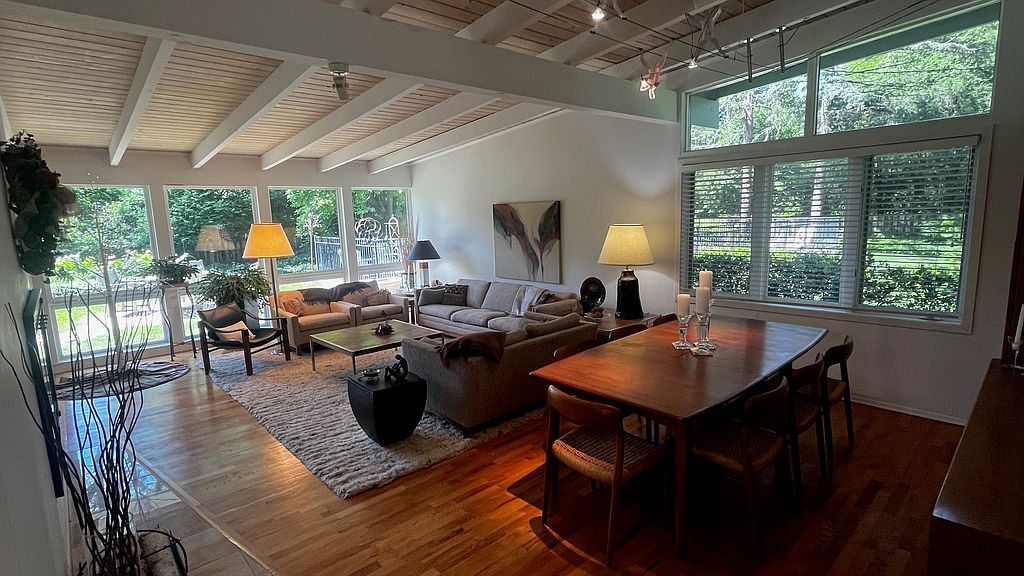 5650 Crabtree Rd - Property Image