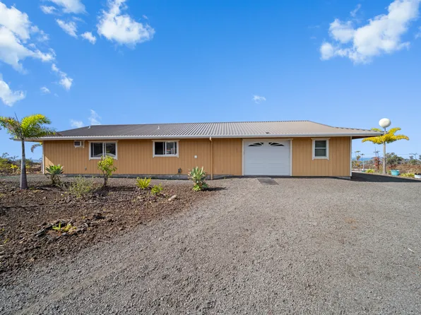 92-8436 Macadamia Dr, Captain Cook, HI 96704