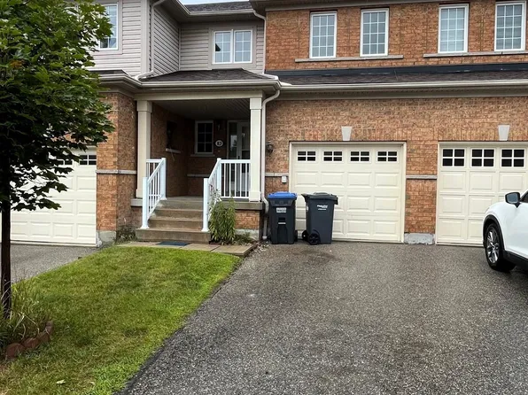6035 Bidwell Trl #83, Mississauga, ON L5V 3E1