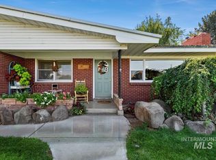 9256 W Koch Cir, Hammett, ID 83627
