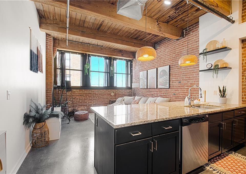1st image of 712 Broadway Blvd #502