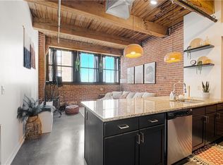 712 Broadway Blvd #502, Kansas City, MO 64105