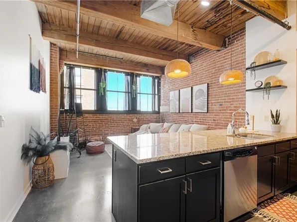 712 Broadway Blvd #502, Kansas City, MO 64105