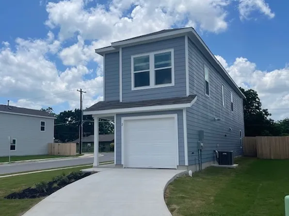 21 Trinity Cir, Lockhart, TX 78644