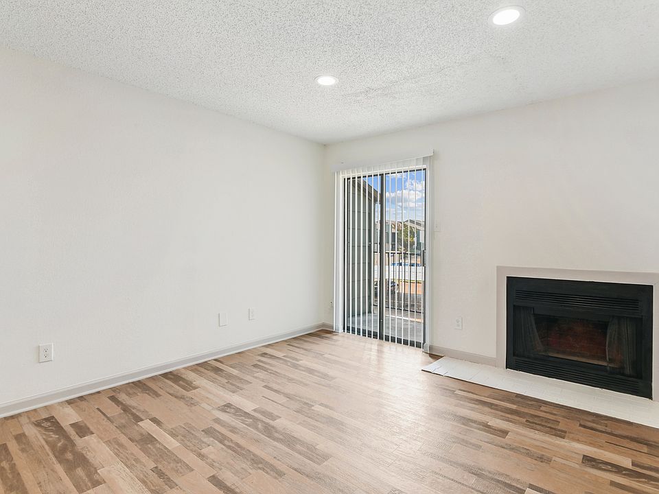 The Kimberly- Living room