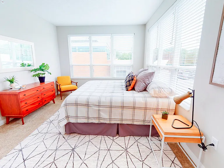 Beechwold Two bedroom townhome-- guest bedroom