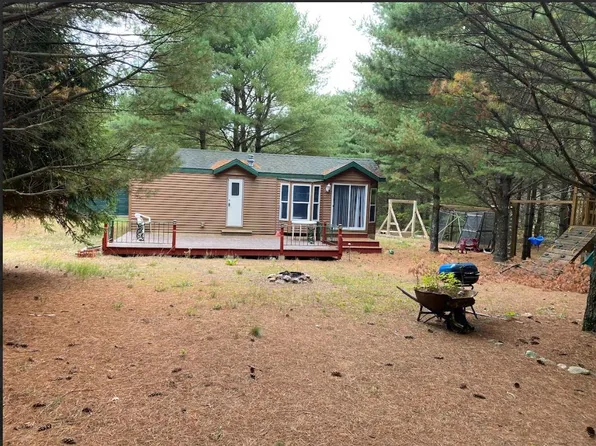 217 Ember Avenue, Oxford, WI 53952