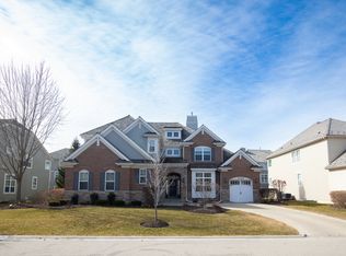 1120 Ashley Ln, Inverness, IL 60010