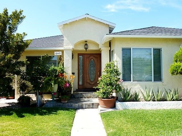 1st image of 10419 Somerset Blvd