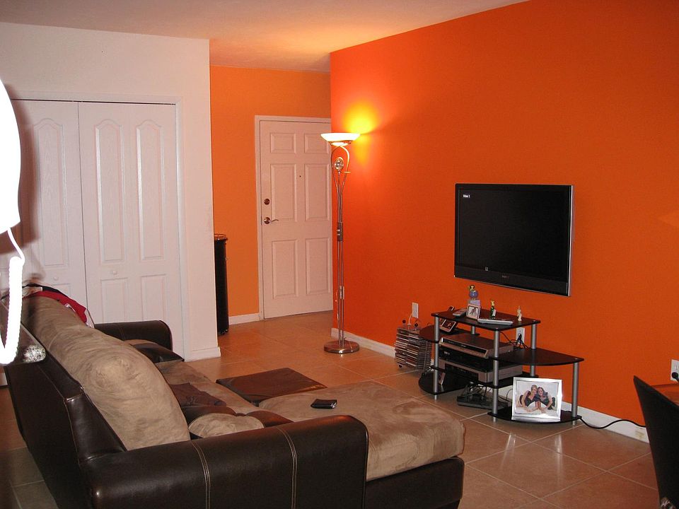 2nd image of 120 SW 37th Ave APT 303