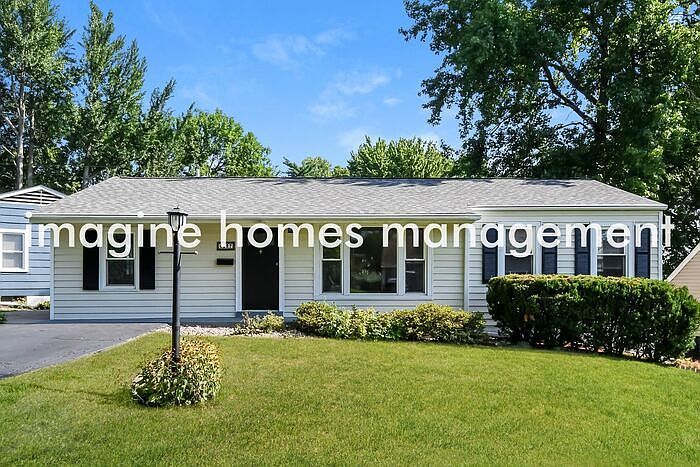 1st image of 6927 Ravenscroft Dr