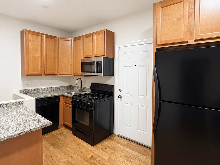 4605 N Kimball Ave #1N — Photo 2