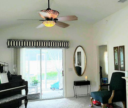 living-room to lanai