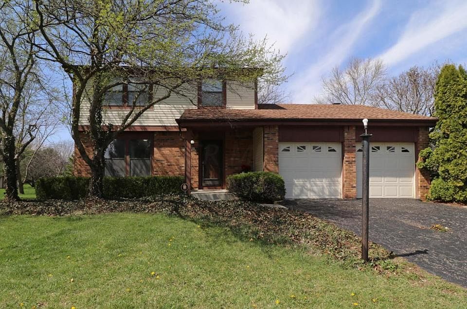 1st image of 12165 Woodsfield Cir E