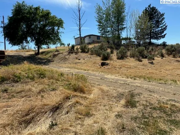 167405 W Old Inland Empire Hwy, Prosser, WA 99350