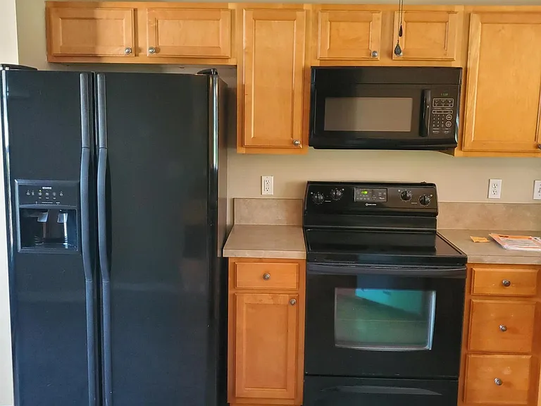 1625 Vineland Cir #B — Photo 6