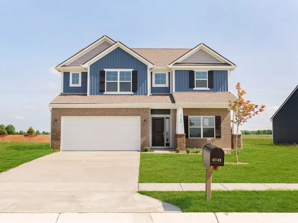 6742 Blackthorne Dr, Pendleton, IN 46064
