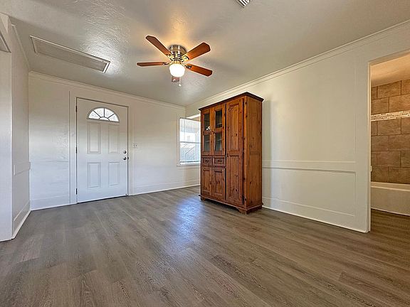 4th image of 3636 E Bellevue St Unit 3