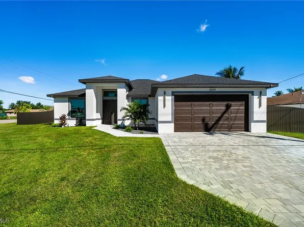 2419 Country Club Blvd, Cape Coral, FL 33990