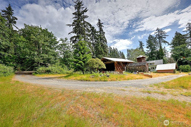 5th image of 4469 NW Anderson Hill Road
