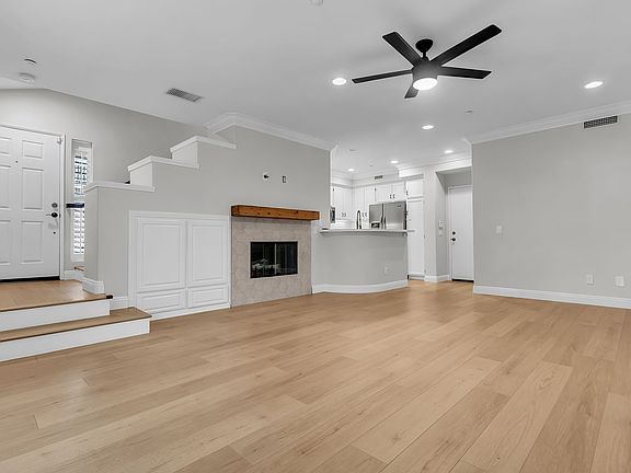 4th image of 11 Gazania Way