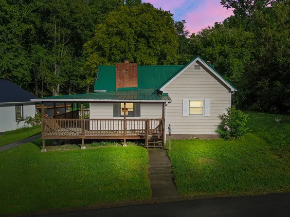 727 Portsmouth Ave, Bristol, VA 24201