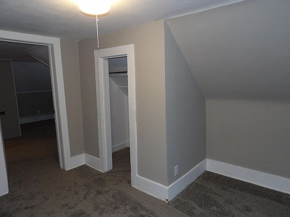 3rd image of 1061 Humboldt Ave #2