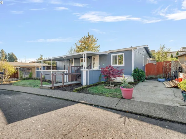 570 N 10th Ave Unit 10, Cornelius, OR 97113