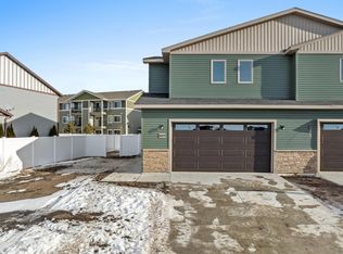4009 Crossing St SW, Minot, ND 58701