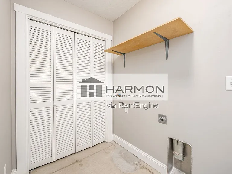 417 Meadowlark Dr — Photo 8