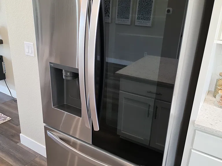Spacious energy efficient refrigerator