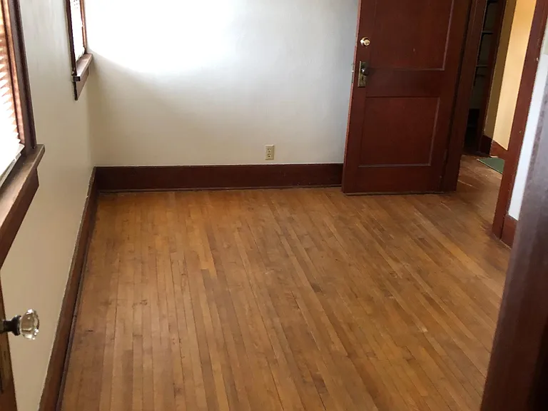222 N Elm Ave — Photo 10