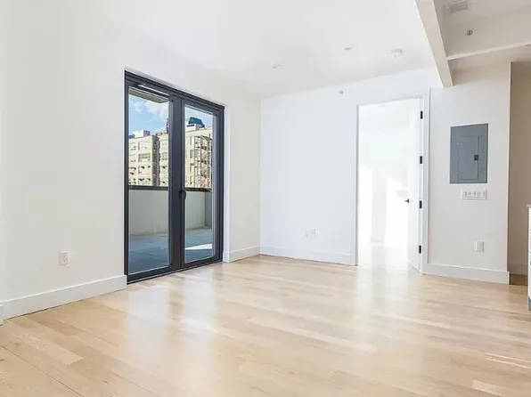 260 Gold Street image 1 of 25